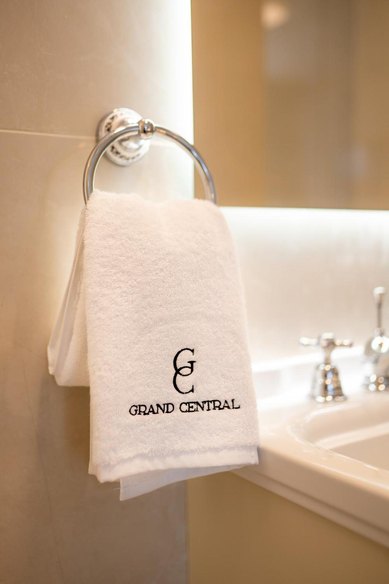 Grand Central 柳托梅尔 外观 照片